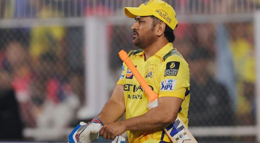 Dhoni Retirement