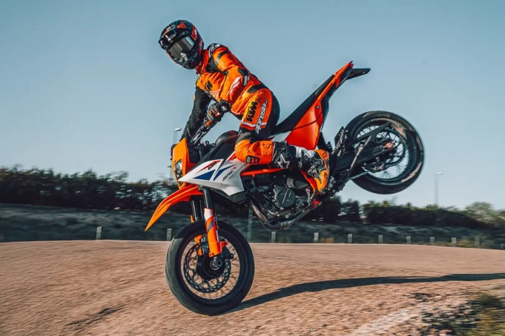 KTM 390 SMC R