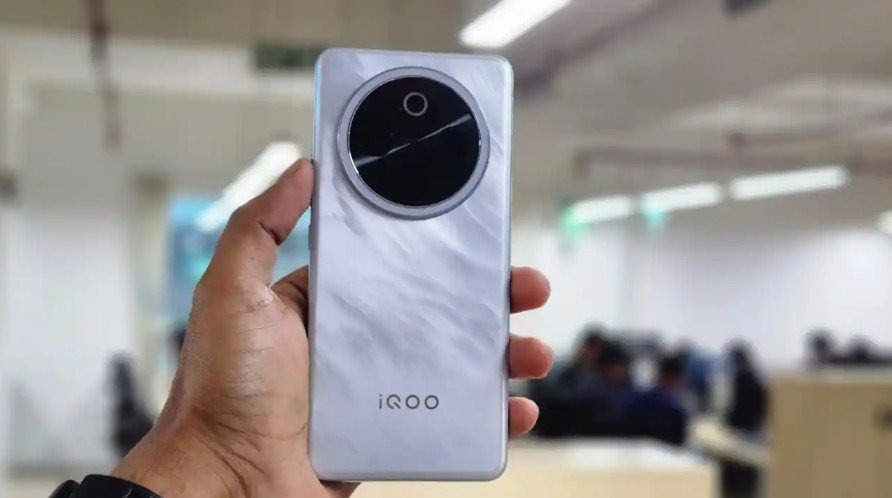 iQOO Z10x