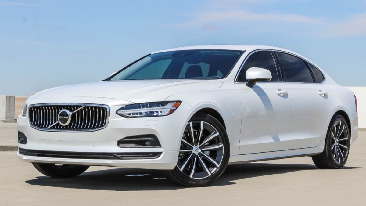 Volvo S90